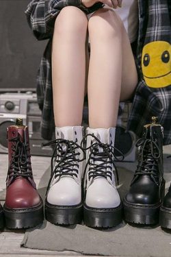 Y2K Grunge Platform Boots - 90s Fashion, Retro Style, Gothic Y2K, Y2K Party Outfits