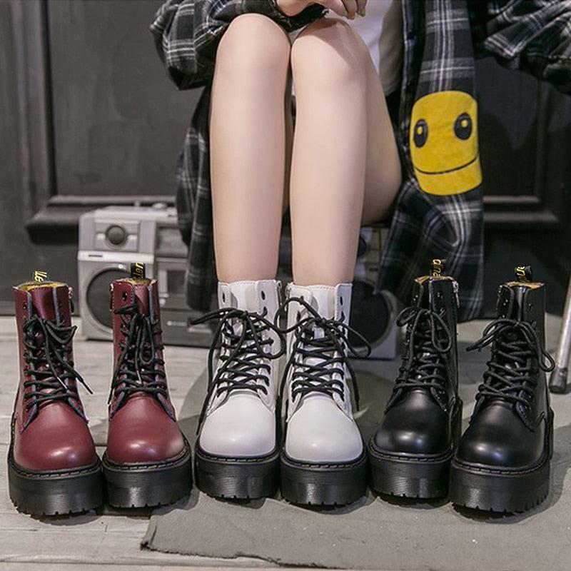 Y2K Grunge Platform Boots - 90s Fashion, Retro Style, Gothic Y2K, Y2K Party Outfits