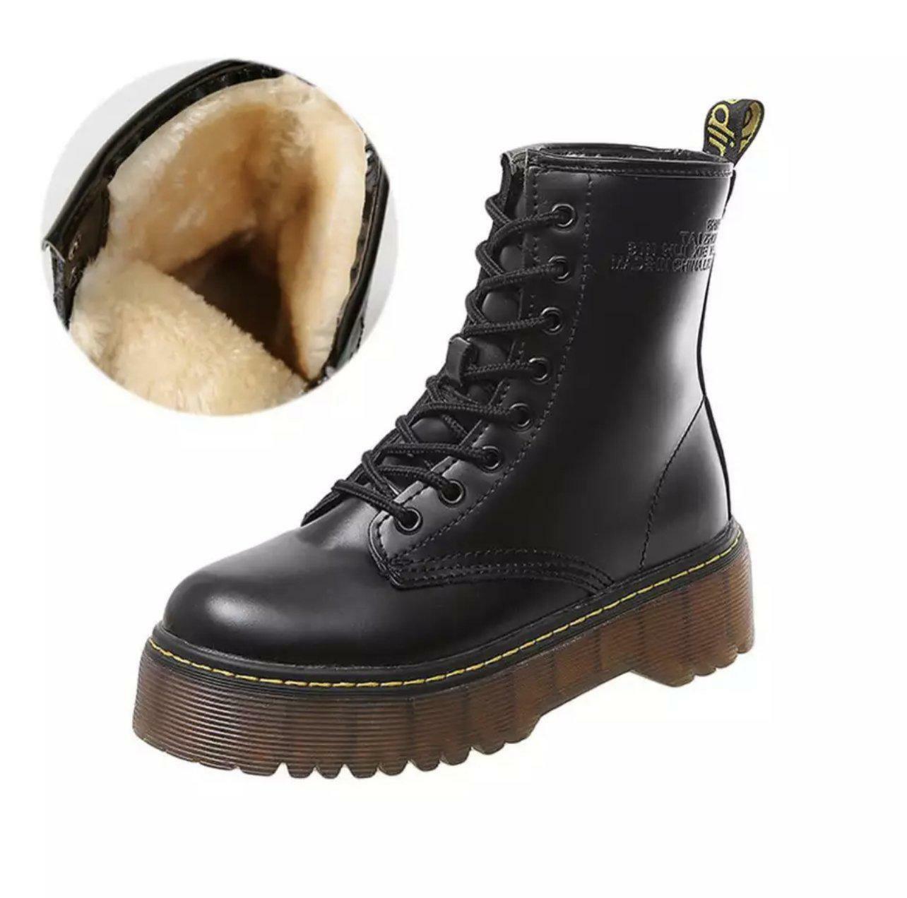 Y2K Grunge Platform Boots - 90s Fashion, Retro Style, Gothic Y2K, Y2K Party Outfits