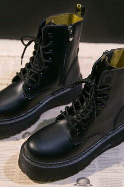 Y2K Grunge Platform Boots - 90s Fashion, Retro Style, Gothic Y2K, Y2K Party Outfits