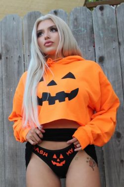 Y2K Grunge Pumpkin Goth Cropped Hoodie & Panty Loungewear Set - Retro 90s Summer Outfit