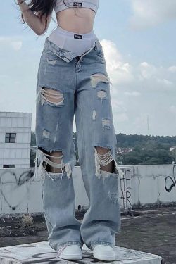 Y2K Grunge Ripped Baggy Jeans - 90s Fashion, Y2K Summer Outfits, Retro Style, Y2K Club