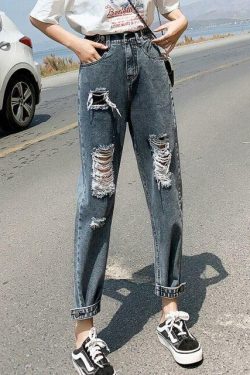 Y2K Grunge Ripped Distressed Mom Jeans - 90s Retro Summer Outfit Essentials