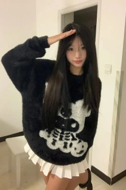 Y2K Grunge Skeleton Kuromi Sweater - 90s Retro Goth Pastel Goth Y2K Fashion Outfit