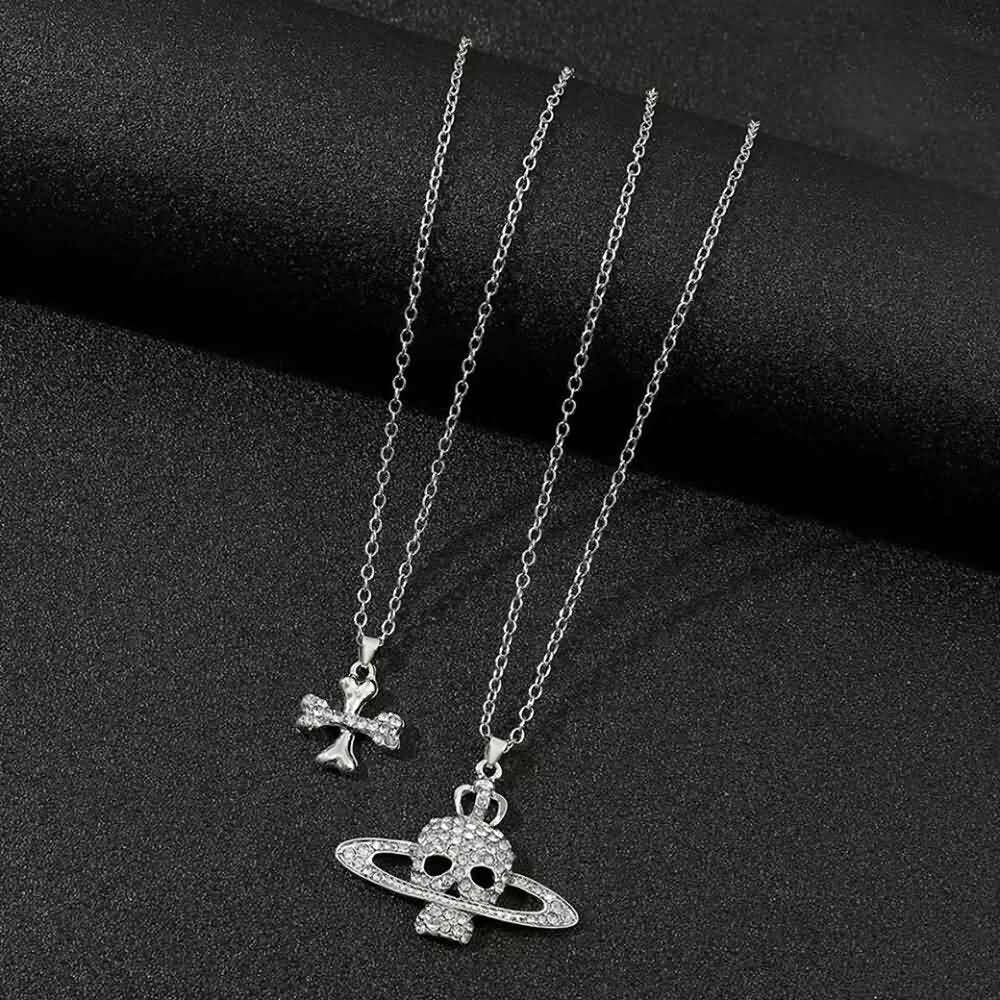 Y2K Grunge Skull & Crossbones Pendant Necklace - Retro 90s Goth Fashion Accessory