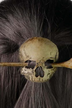 Y2K Grunge Skull Hair Pin - Retro 90s Punk Metal Gothic Accessory for Y2K Outfits & Hairstyles