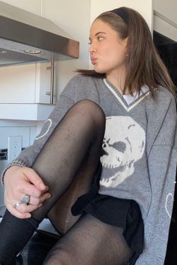 Y2K Grunge Skull Print Sweater - Retro 90s Fashion, Gothic Y2K, Dark Y2K Outfits