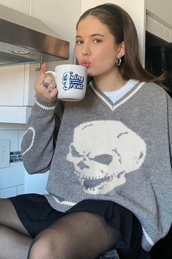 Y2K Grunge Skull Print Sweater - Retro 90s Fashion, Gothic Y2K, Dark Y2K Outfits