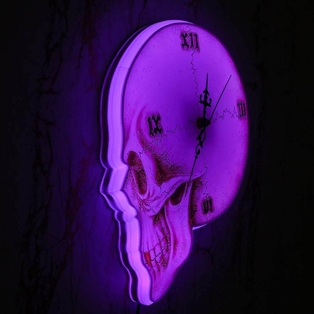 Y2K Grunge Skull Roman Numeral Wall Clock - Retro 90s Goth Decor for Y2K Fashion Enthusiasts