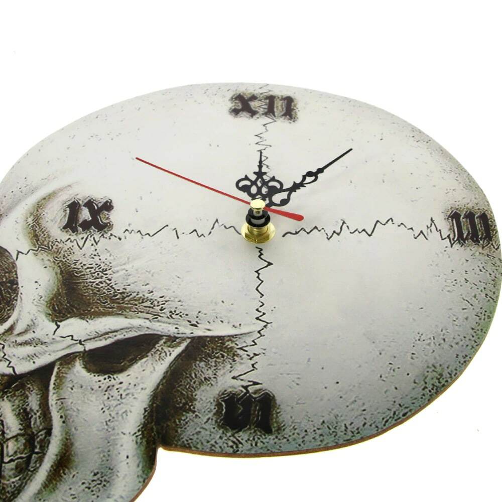 Y2K Grunge Skull Roman Numeral Wall Clock - Retro 90s Goth Decor for Y2K Fashion Enthusiasts