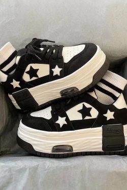 Y2K Grunge Star Platform Sneakers - Retro 90s Fashion, Summer Outfits, and Party Looks