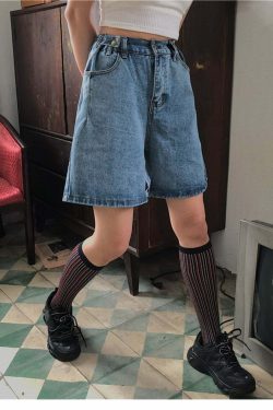 Y2K Grunge Street Style Loose Fit Knee Length Denim Shorts - 90s Retro Summer Fashion