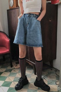 Y2K Grunge Street Style Loose Fit Knee Length Denim Shorts - 90s Retro Summer Fashion