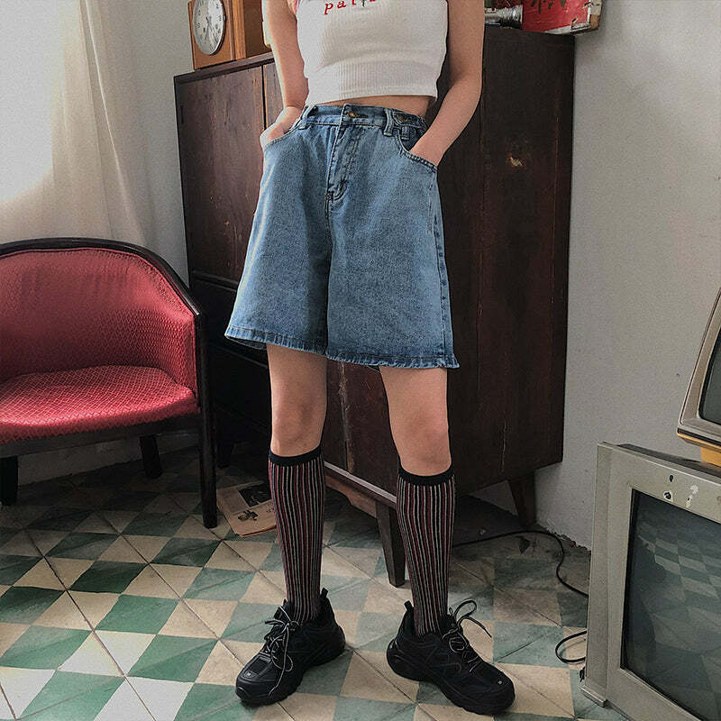 Y2K Grunge Street Style Loose Fit Knee Length Denim Shorts - 90s Retro Summer Fashion