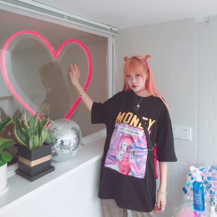 Y2K Grunge Summer Outfit - Get Money Shirt, 90s Retro Style, Perfect for Y2K Party & Club