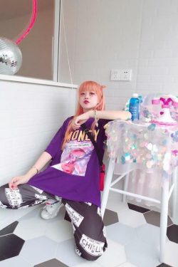 Y2K Grunge Summer Outfit - Get Money Shirt, 90s Retro Style, Perfect for Y2K Party & Club
