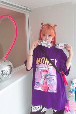 Y2K Grunge Summer Outfit - Get Money Shirt, 90s Retro Style, Perfect for Y2K Party & Club