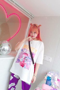 Y2K Grunge Summer Outfit - Get Money Shirt, 90s Retro Style, Perfect for Y2K Party & Club