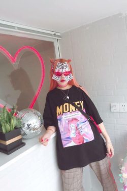 Y2K Grunge Summer Outfit - Get Money Shirt, 90s Retro Style, Perfect for Y2K Party & Club