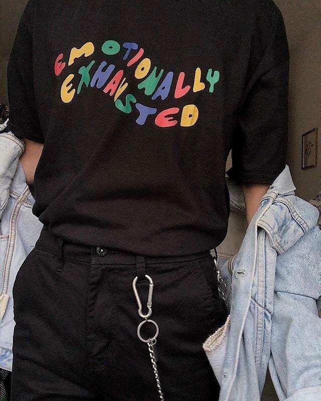 Y2K Grunge Summer Outfit: Retro 90s Fashion, Baby Tees, and Pastel Goth Vibes
