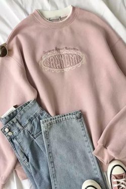 Y2K Grunge Summer Outfit: Retro 90s Fashion, Baby Tees, Y2K Skirts, and Gothic Y2K Styles