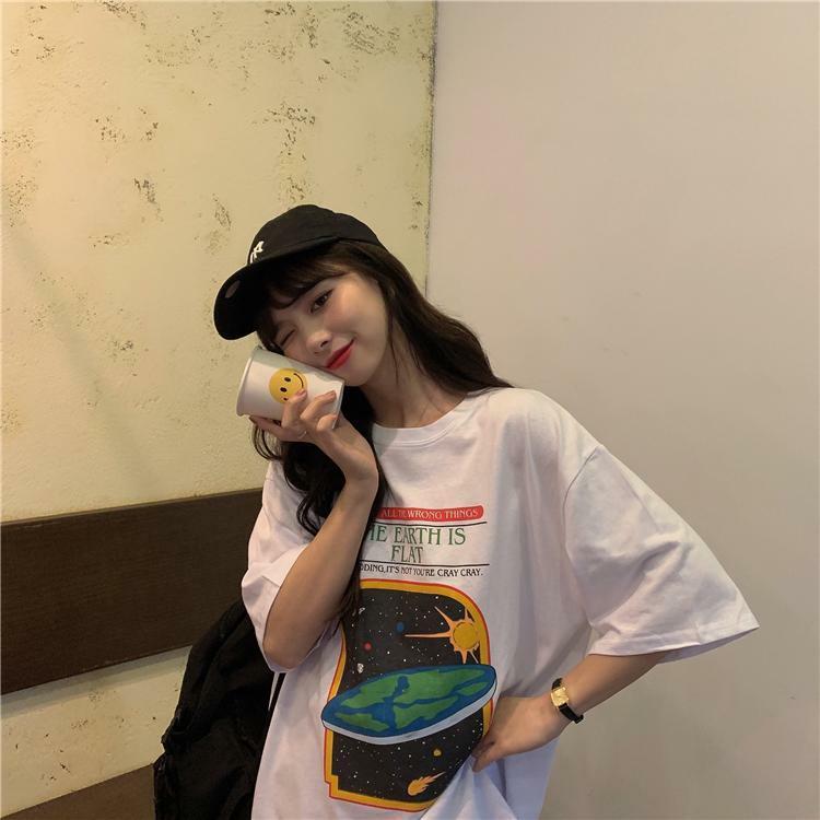 Y2K Grunge Summer Outfit: Retro 90s Fashion, Baby Tees, Y2K Skirts, and Gothic Y2K Styles