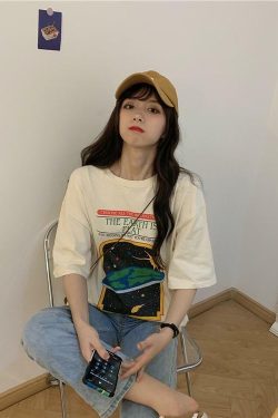 Y2K Grunge Summer Outfit: Retro 90s Fashion, Baby Tees, Y2K Skirts, and Gothic Y2K Styles
