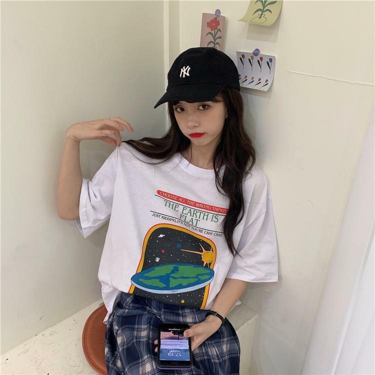 Y2K Grunge Summer Outfit: Retro 90s Fashion, Baby Tees, Y2K Skirts, and Gothic Y2K Styles