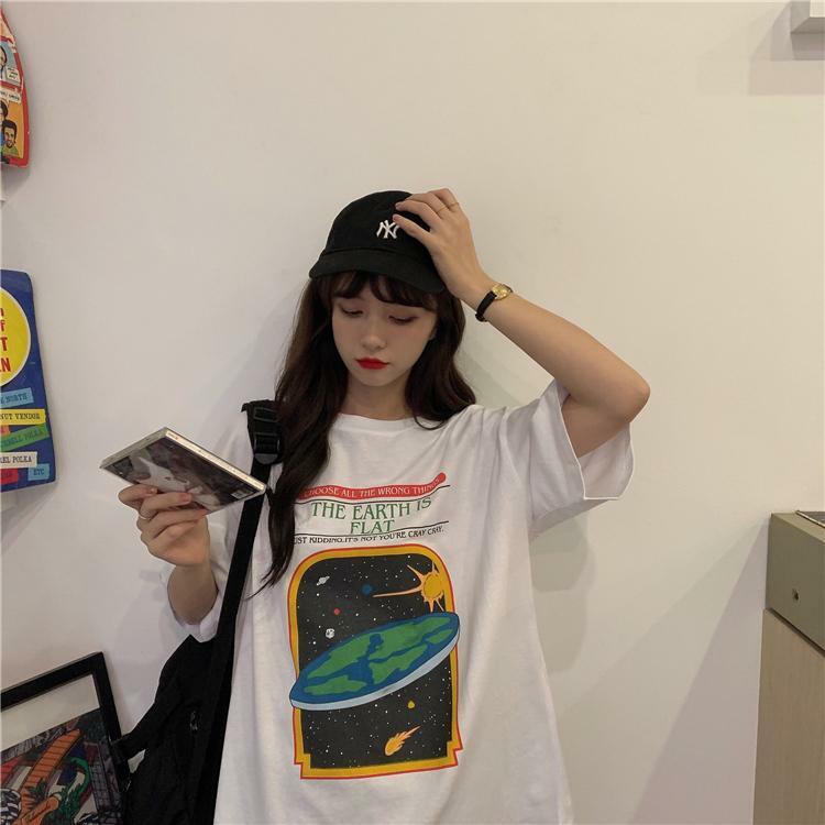 Y2K Grunge Summer Outfit: Retro 90s Fashion, Baby Tees, Y2K Skirts, and Gothic Y2K Styles