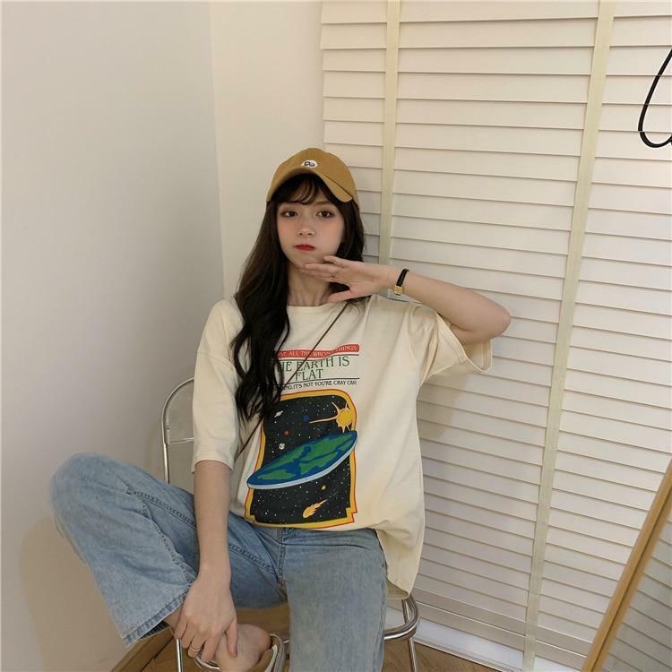 Y2K Grunge Summer Outfit: Retro 90s Fashion, Baby Tees, Y2K Skirts, and Gothic Y2K Styles
