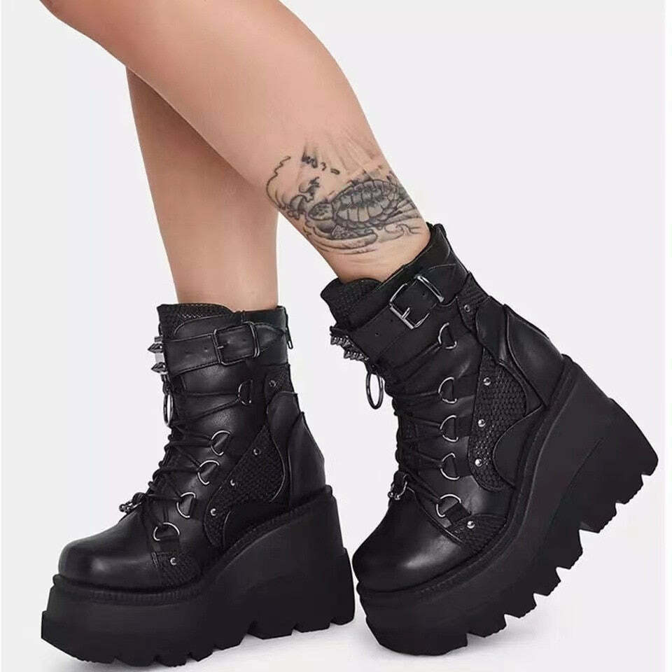 Y2K Grunge Summer Outfits: Retro 90s Fashion, Baby Tees, Skirts, and Gothic Accessories