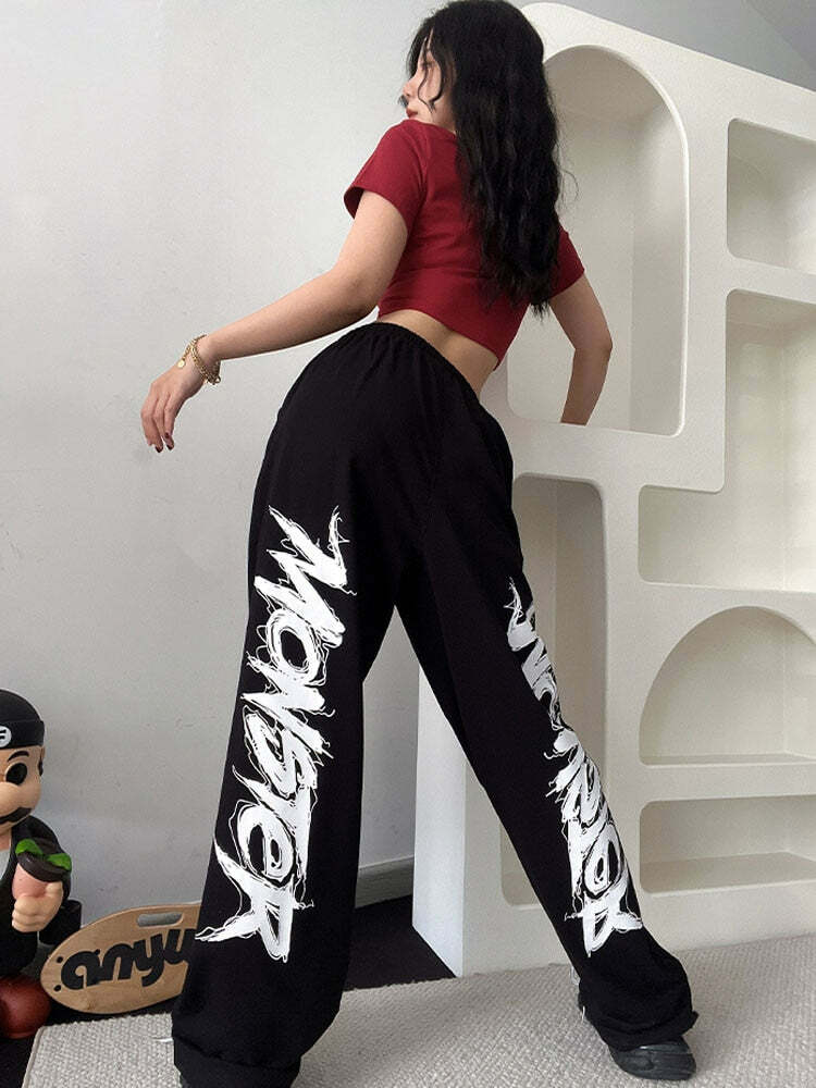 Y2K Grunge Summer Outfits: Retro 90s Fashion, Baby Tees, Skirts, and Gothic Accessories
