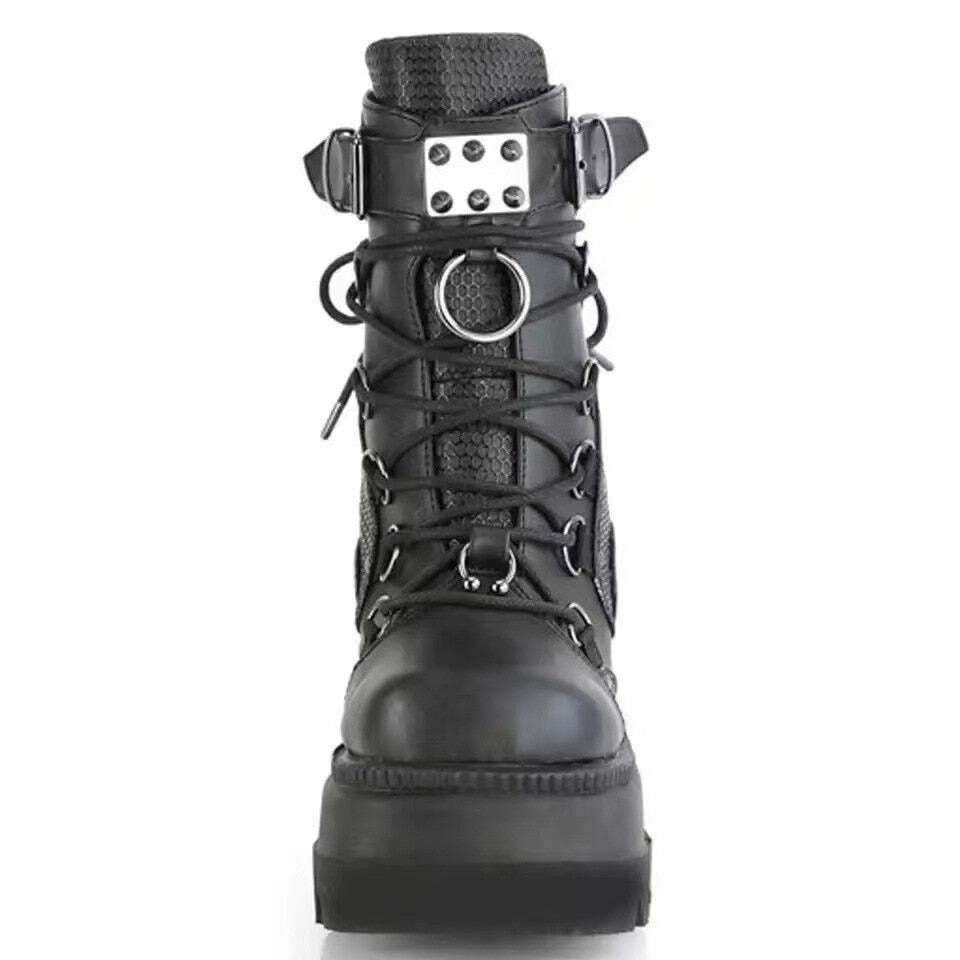 Y2K Grunge Summer Outfits: Retro 90s Fashion, Baby Tees, Skirts, and Gothic Accessories