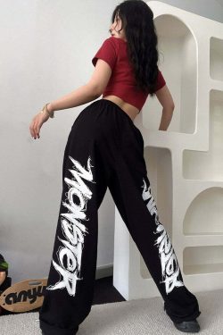 Y2K Grunge Summer Outfits: Retro 90s Fashion, Baby Tees, Skirts, and Gothic Accessories