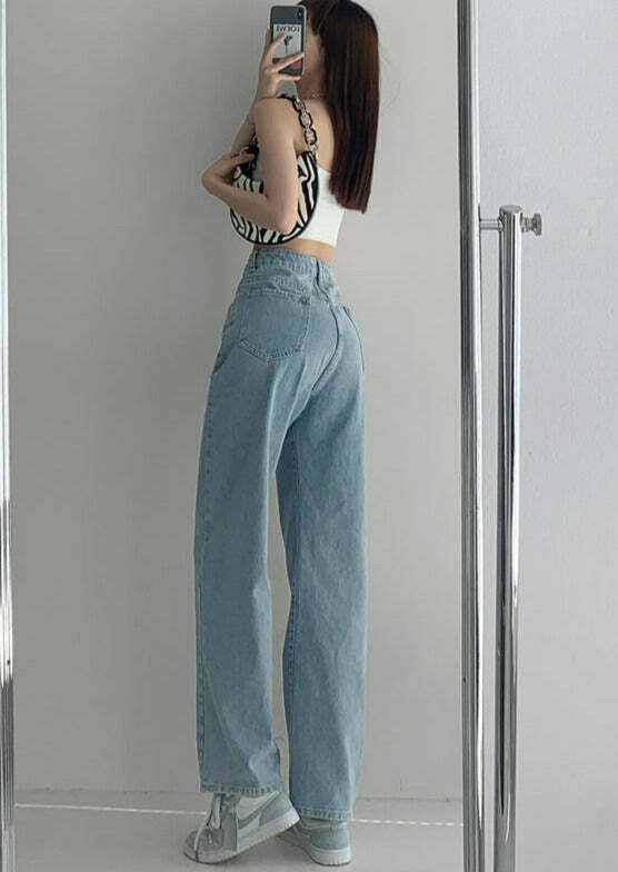 Y2K Grunge Summer Outfits: Retro 90s Fashion, Baby Tees, Skirts, and Popstar Vibes