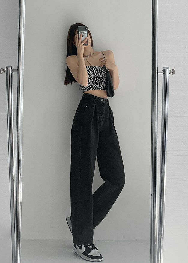 Y2K Grunge Summer Outfits: Retro 90s Fashion, Baby Tees, Skirts, and Popstar Vibes