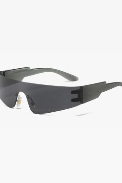 Y2K Grunge Summer Outfits: Retro 90s Fashion, Baby Tees, Y2K Skirts, and Reflective Sunglasses