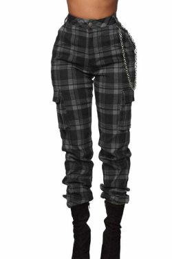 Y2K Grunge Summer Outfits: Retro 90s Plaid Pants, Baby Tees, and Gothic Accessories