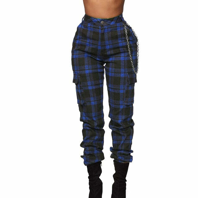 Y2K Grunge Summer Outfits: Retro 90s Plaid Pants, Baby Tees, and Gothic Accessories