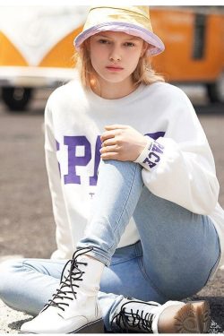 Y2K Grunge Summer Sweatshirt - 90s Retro Style, Pastel Goth, Y2K Club & Party Outfits