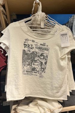 Y2K Grunge Vintage Punk Rock T-Shirt - 90s Fashion, Retro Style, Y2K Summer Outfits