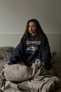 Y2K Grunge Yellowstone Sweatshirt - Retro 90s Fashion, Summer Outfits, and Pastel Goth Style