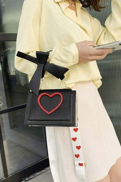 Y2K Heart Hollow Out Crossbody Bag - Retro 90s Grunge, Y2K Summer, Party & Club Outfits