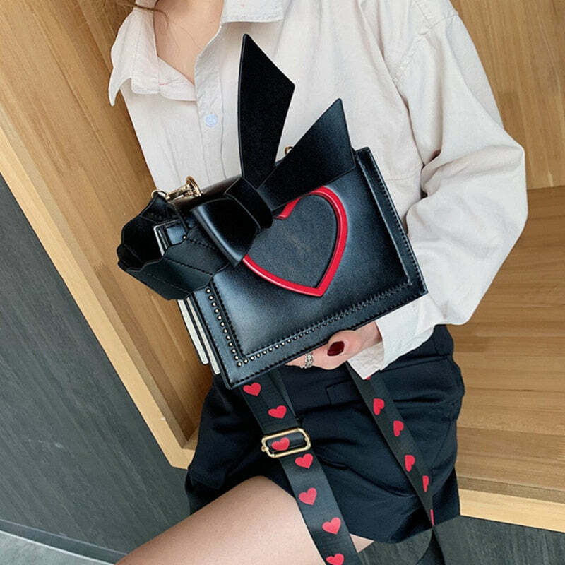 Y2K Heart Hollow Out Crossbody Bag - Retro 90s Grunge, Y2K Summer, Party & Club Outfits