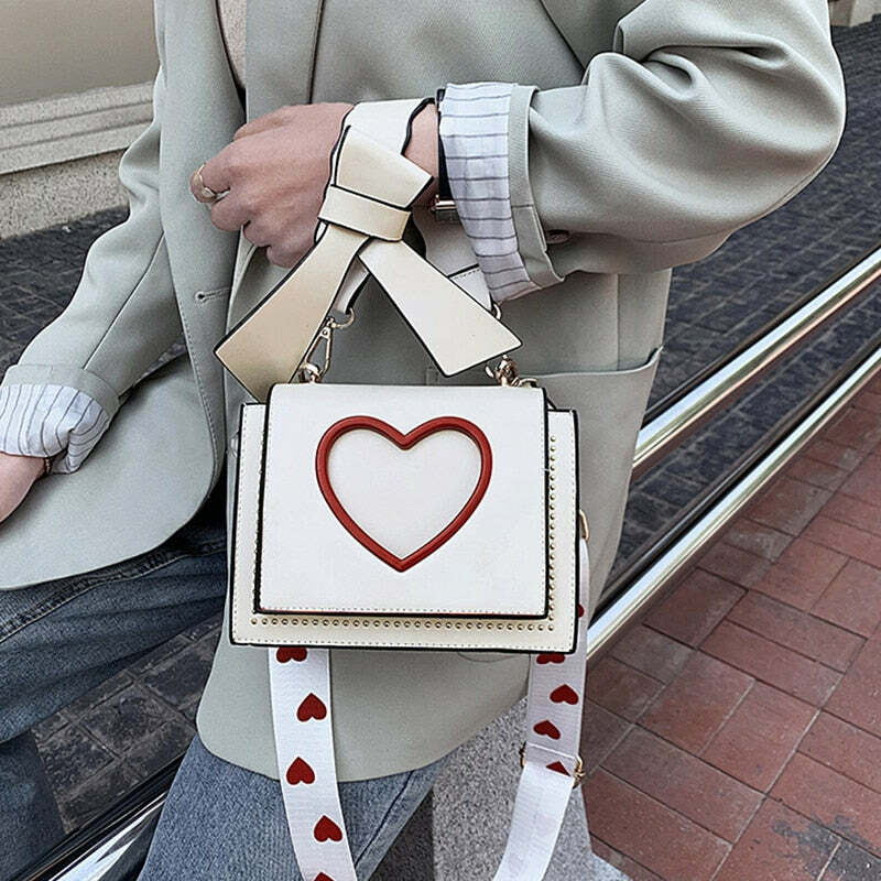 Y2K Heart Hollow Out Crossbody Bag - Retro 90s Grunge, Y2K Summer, Party & Club Outfits