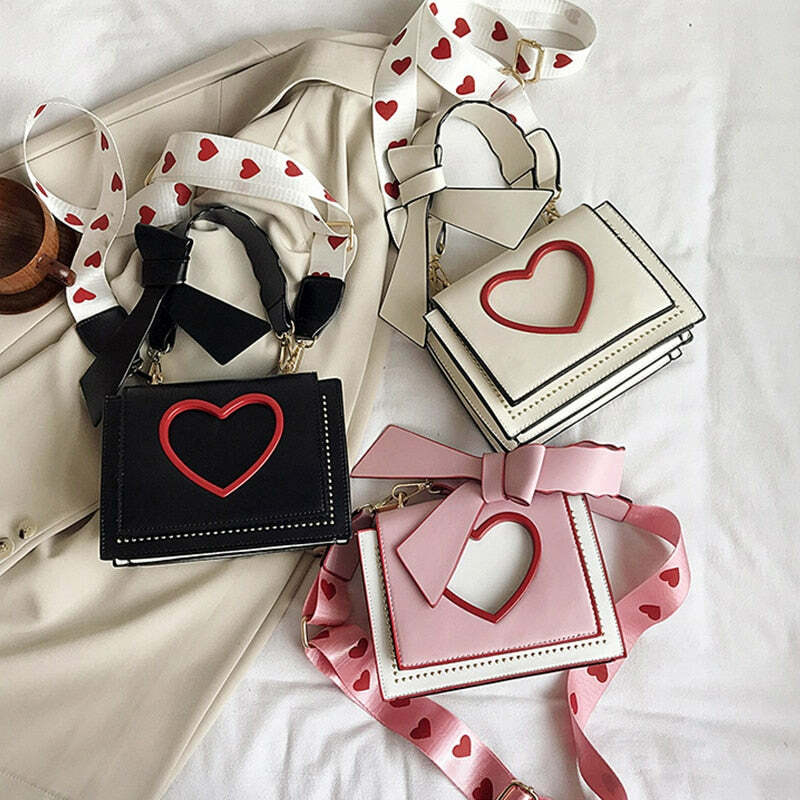 Y2K Heart Hollow Out Crossbody Bag - Retro 90s Grunge, Y2K Summer, Party & Club Outfits
