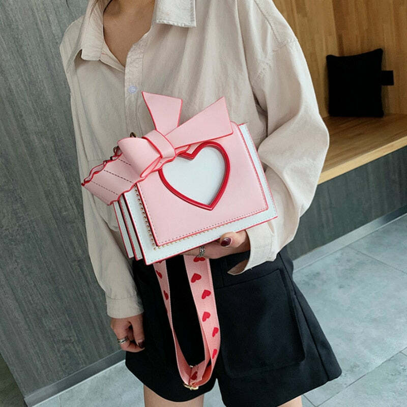 Y2K Heart Hollow Out Crossbody Bag - Retro 90s Grunge, Y2K Summer, Party & Club Outfits