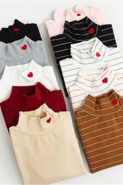 Y2K Heart Turtleneck Top - Retro 90s Grunge, Summer Y2K Outfits, Pastel Goth Fashion