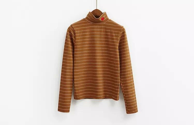 Y2K Heart Turtleneck Top - Retro 90s Grunge, Summer Y2K Outfits, Pastel Goth Fashion