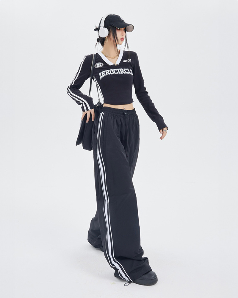 Y2K Long Sleeve Crop Top - Retro 90s Grunge, Summer Y2K Outfits, Pastel Goth, Y2K Party